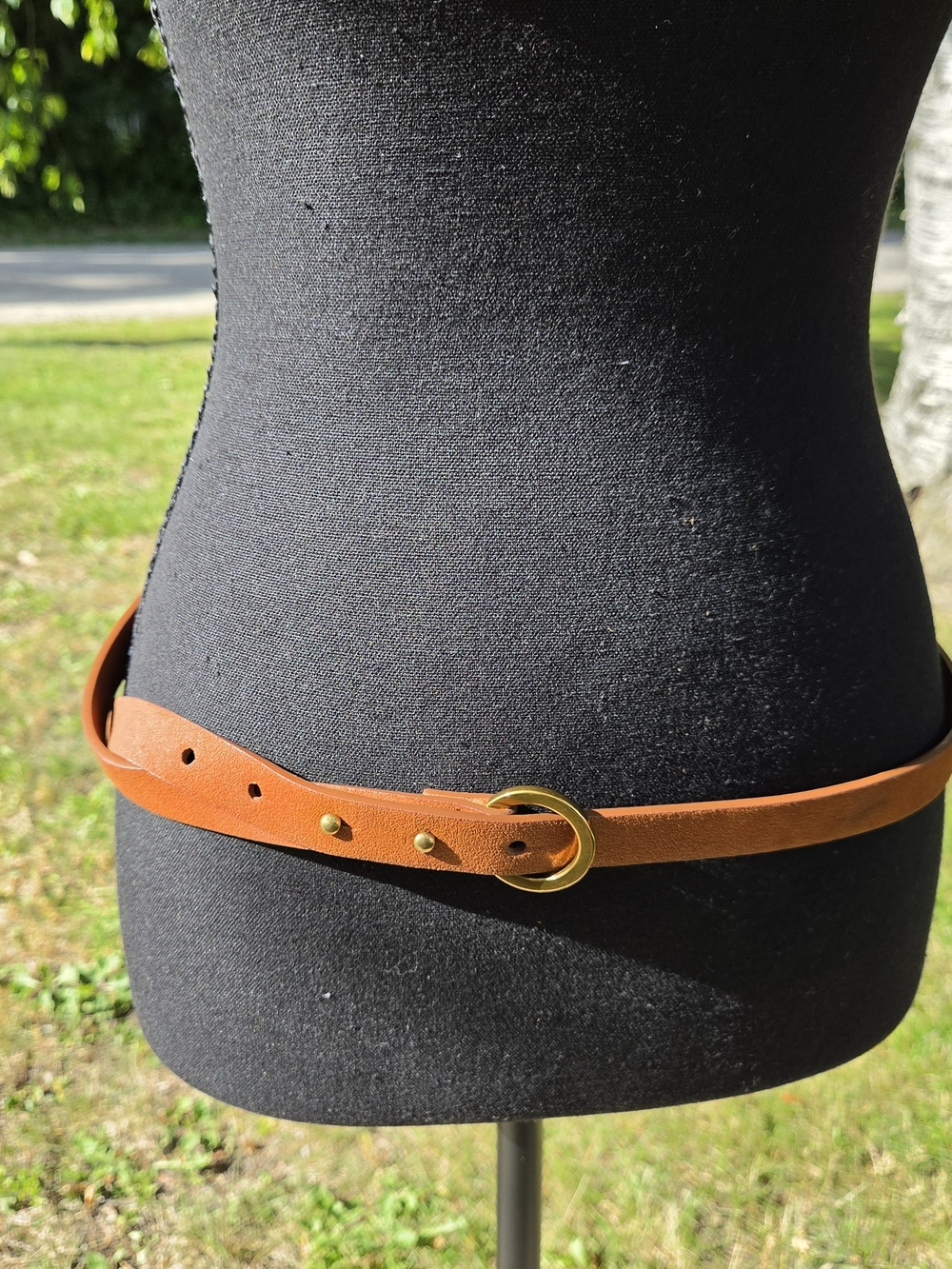 Banana Republic Tan Leather Belt with Gold Ring Buckle